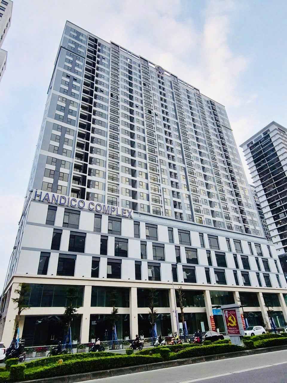  Cho thuê diện tích dịch vụ, thương mại, văn phòng tại Tòa nhà Handico Complex 